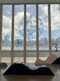 Museum of Art & scenic views of Hong Kong skyline