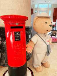 Where to Stay in Singapore If You Have the Budget: The Iconic Fullerton Hotel