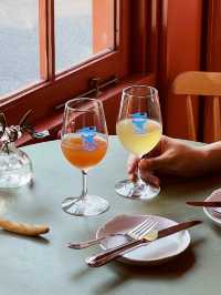 Blanc Cafe N bar