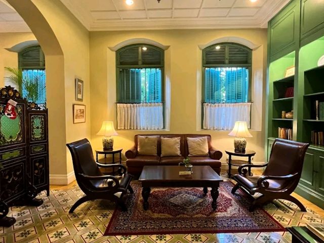 “The Majestic Heritage River‑Retreat”
