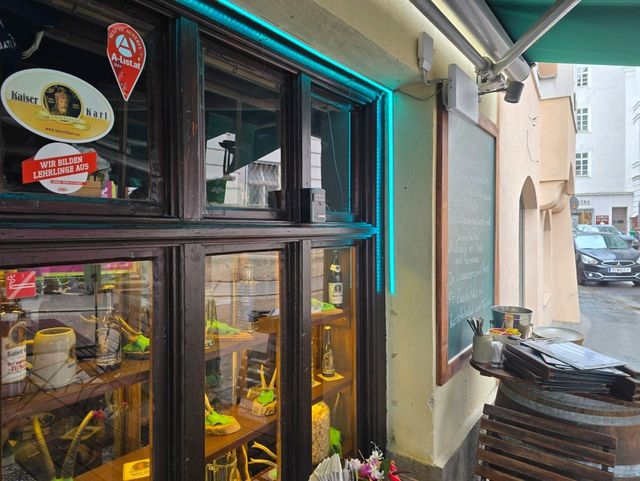 해외여행 잘츠부르크 대표 오스트리안 맛집 Zwettler's Wirtshaus