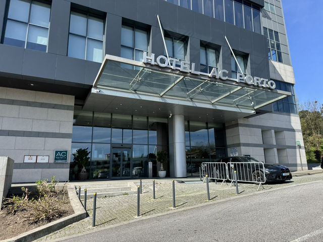 【ポルトガル ポルト】スタジアム近く！AC Hotel Porto by Marriott