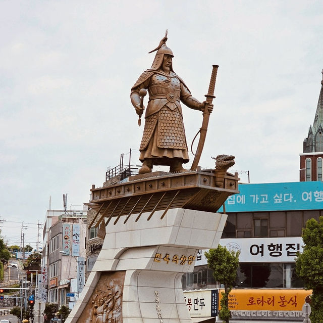 Yi Sun-sin Square: A Powerful Tribute in Yeosu's Heart