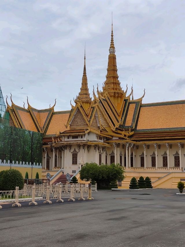The Royal Jewel of Phnom Penh: Cambodia’s Grand Palace