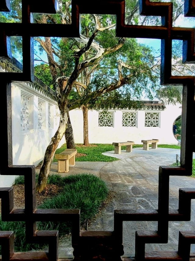 Inspiring pavillions of Bonsai Garden