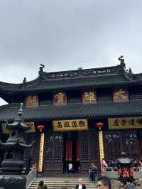สายมูห้ามพลาด! วัดพระหยกขาว (Jade Buddha Temple) 