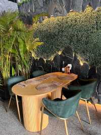Grand Cafe: Taste the Island Elegance