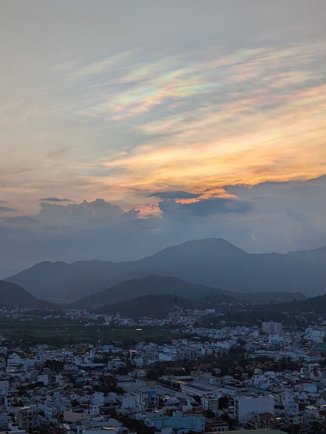 🇻🇳 Nha Trang: The City Where Mountains Embrace the Sky! 🏙