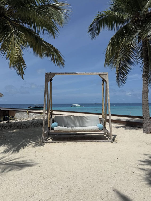 Escape to the blue- Maldives Magic