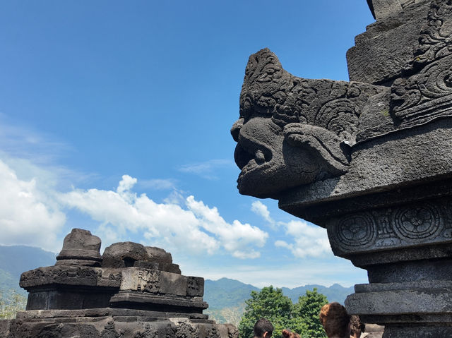 【インドネシア】ボロブドゥール寺院で歴史に思いを馳せる旅