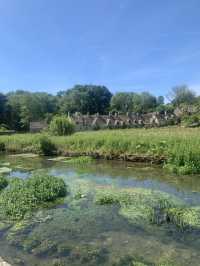 🏡 The Cotswolds, UK – Your Dreamy Summer Vacation & Day Trip from London 🌸✨
