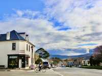 A Town Framed in Gold: Richmond’s Timeless Allure