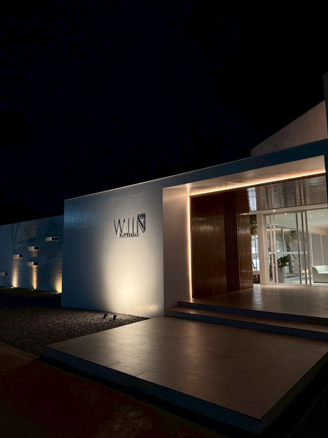 เที่ยวเมืองเพชร พักที่ WIIN hotel ประทับใจมากค่ะ
