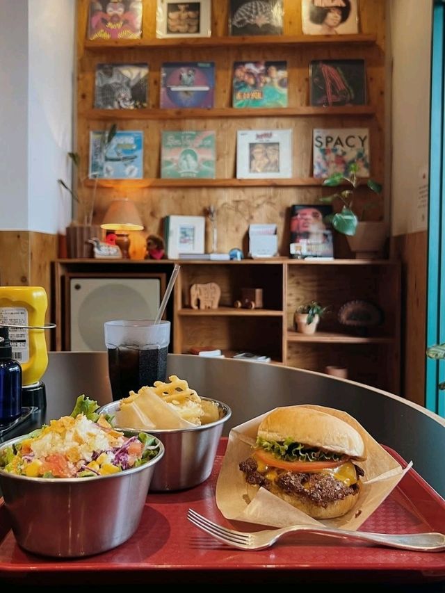 CENTRAL BURGER SHOP