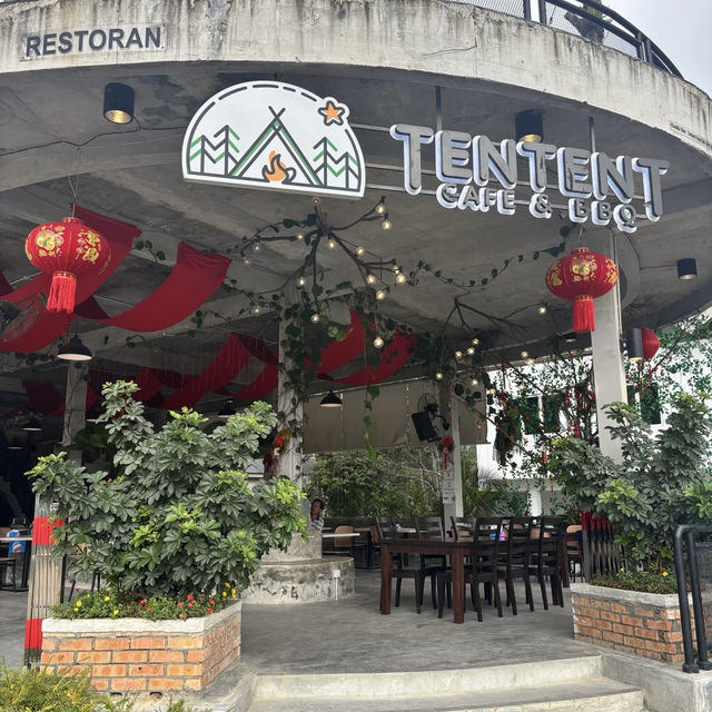 Mountain-Air Dining and Campgrounds at Tentent Cafe & BBQ, Genting Sempah