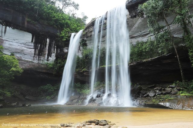 น้ำตกห้วยหลวง