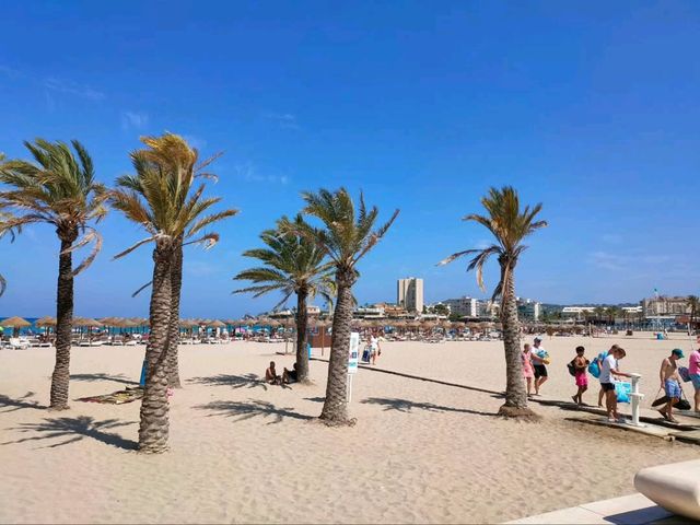 Sun, Sand, and Full-On Holiday Vibes