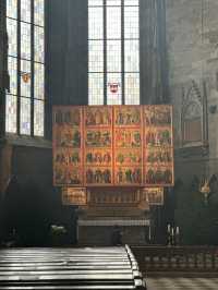 Bone Crypts & Dragon Scales: Gothic Vienna Unbound