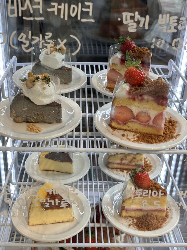 🍰 김포 장기동 감성카페 [소굴1850]