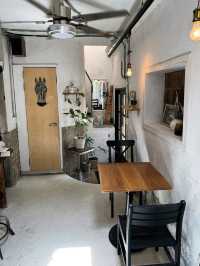 CHALK FARM Bar & Coffee