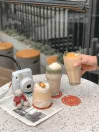 1986 Cafe & Stay