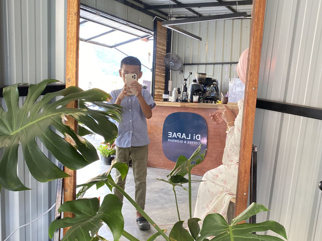 Di LAPAE coffee & slowbar