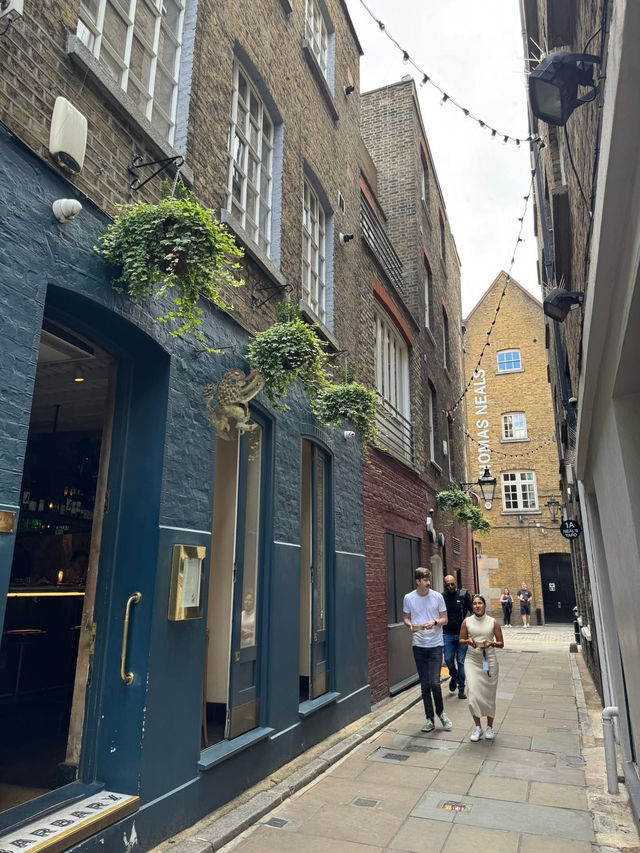 英國景點巡禮 柯芬園 中國城 Apple market