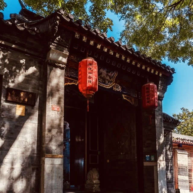 🏮 Let’s Explore Beijing’s Eight Great Hutongs – Where Old Peking Lives On!