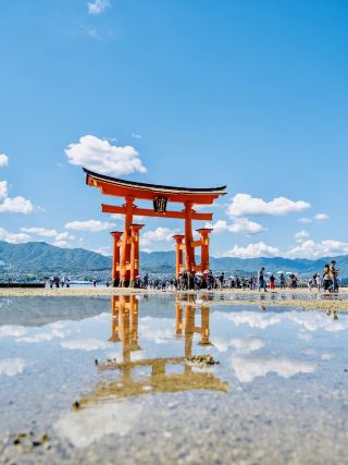 Hiroshima-Iwakuni-Itsukushima Shrine — A One-Day Self-Driving Tour