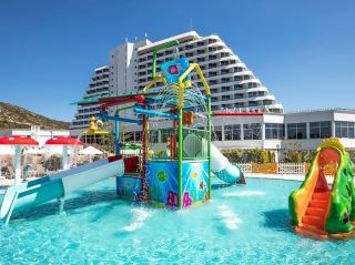 Palm Wings Ephesus Beach Resort – 쿠샤다시, 터키