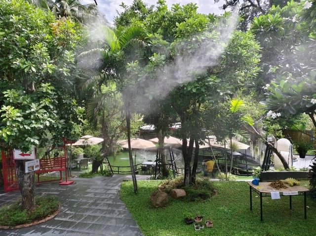 บ้านสวนลางสาดคาเฟ่ จังหวัดตาก