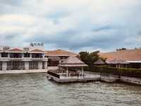 A Photographer's Paradise at Jinji Lake, Day or Night