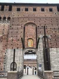 🏰 Sforza Castle (Milan Guide) 🇮🇹