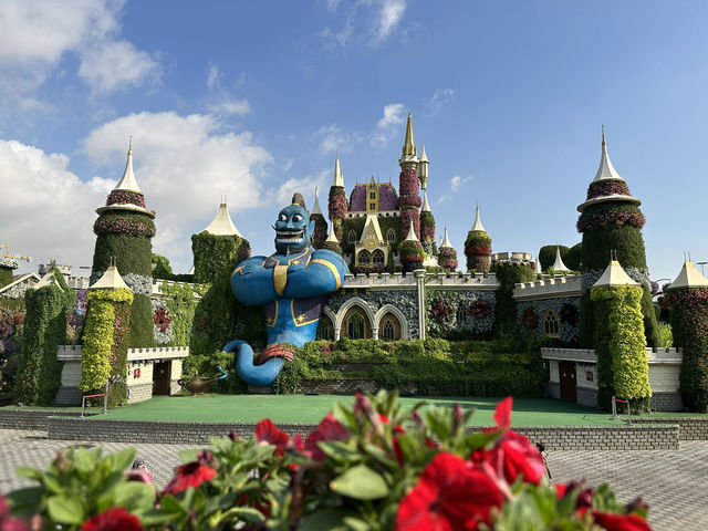 🌸💕 Step Into a Floral Fantasy at Dubai Miracle Garden