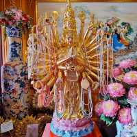 พระโพธิสัตว์อวโลกิเตศวร เจ้าแม่กวนอิม