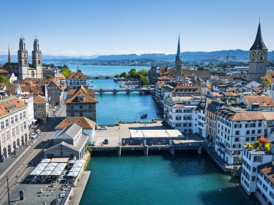 Zurich เมืองใหญ่ที่มีหัวใจศิลป์