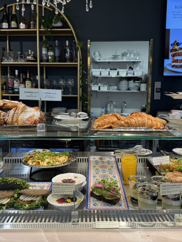 【ヘルシンキ】ヘルシンキ・ヴァンター国際空港 【ヘルシンキ】ヘルシンキ・ヴァンター国際空港