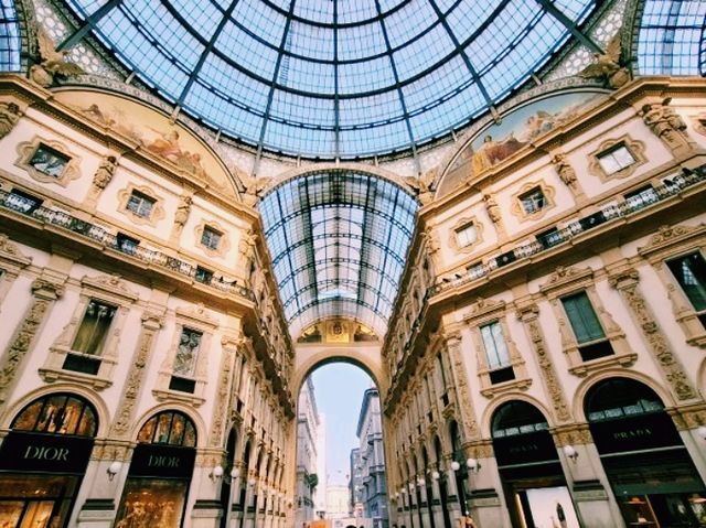 埃馬努埃萊二世拱廊街 埃馬努埃萊二世拱廊街