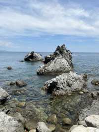 基隆｜基隆嶼（中集）登島（港口步道・濱海步道・海濱長廊）—把火山島的海線，走成一條會呼吸的藍色詩 ✨🏝️
