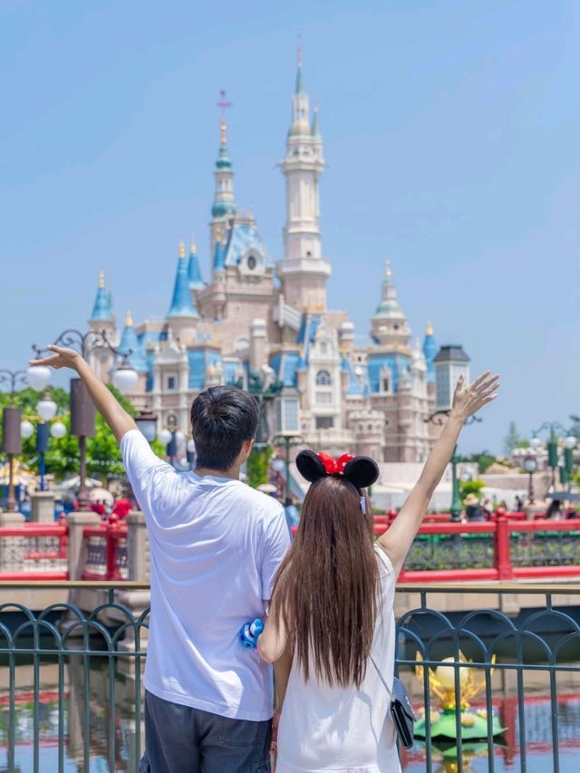 Sunny Disney Moments🌞