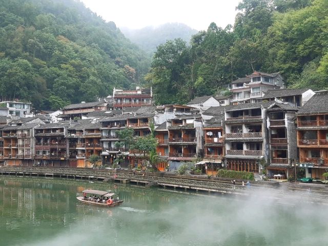 Toilet Travel & Nature Wonders: Changsha, Zhangjiajie, & Fenghuang Adventure 🌄🚽
