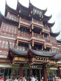 พักใจให้สงบที่ Yuyuan Garden