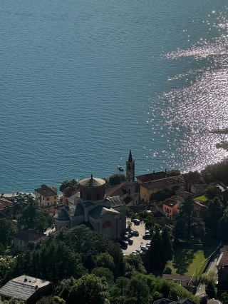 호수 위를 활공하며 잊지 못할 풍경을 만나다
