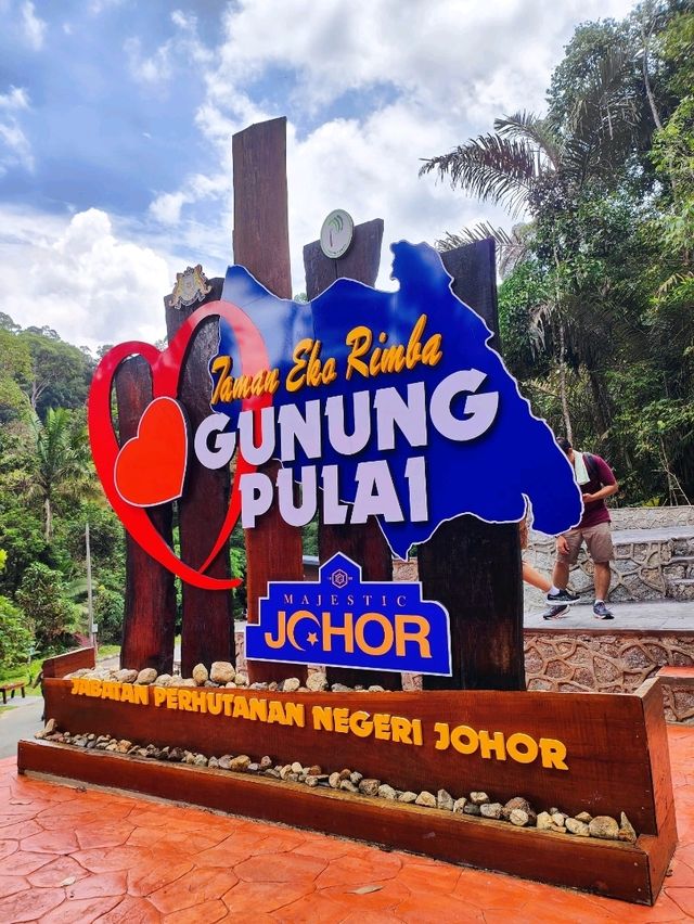 Discover Mount Pulai Escape⛰️Cloudy Pulai Trails