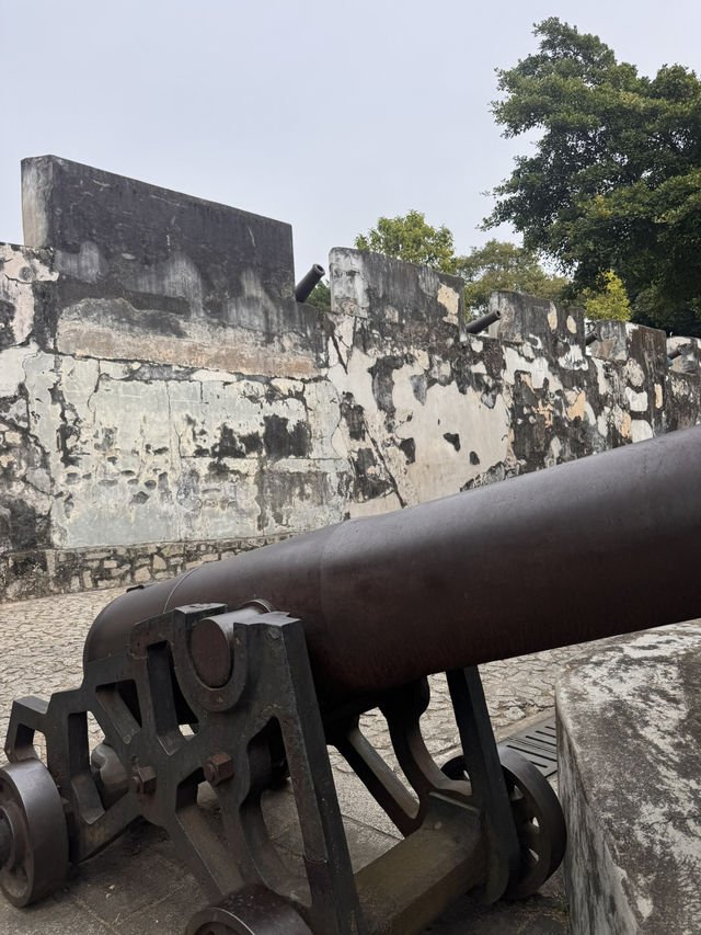 Roaming The Streets of Macau 🚶