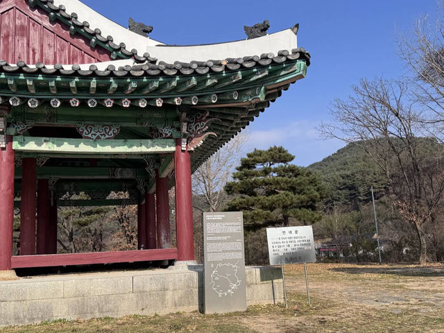 Sangdang Sanseong Fortress 상당산성 Sangdang Sanseong Fortress 상당산성