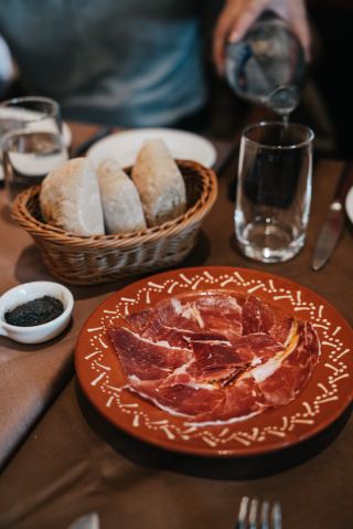 傳統風味盛宴 — 澳門ALBERGUE 1601的殖民風雅饗宴