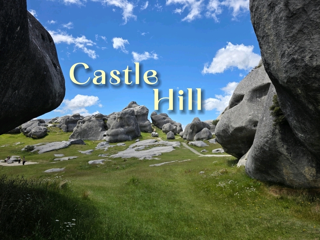 Majestic Middle Earth! Only 1.5 hours from Christchurch you need to visit Castle Hill! Natural limestone rock formations located in the Kura Tawhiti Conservation Area. Hike and explore this land and waterways which holds significant importance to Ngāi Tahu 🏞

On route you should also stop at the famous Sheffield Pies. A New Zealand pie is a classic for us kiwis! 

#newzealand #castlehill #southislandroadtrip #southislandnz #limestoneformations #nztravel #travelnz #castlehillrocks #arthurspass #newzealandtrip #southisland 