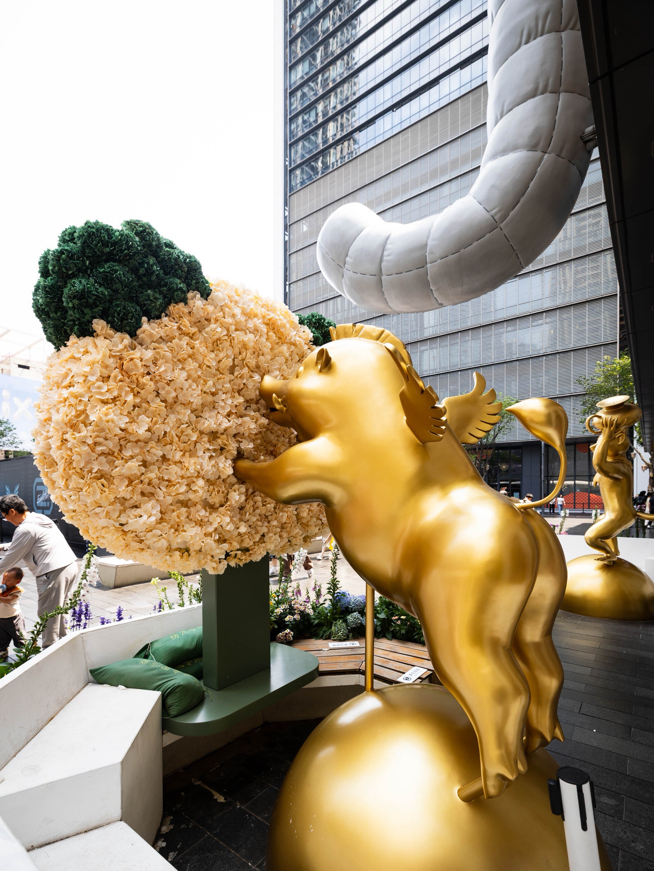 The MixC Shenzhen（深圳万象城）、街の真ん中にあるアートのランド 
