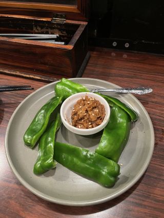 Umashiya (うまし家): A Cozy Little Izakaya in Uruma.